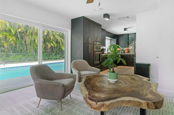 Dining room, Interior, Kitchen, Stainless Steel Appliances, Wood Texture Flooring