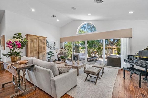 Interior, Living room, Piano, Recessed Lighting, Wood Texture Flooring