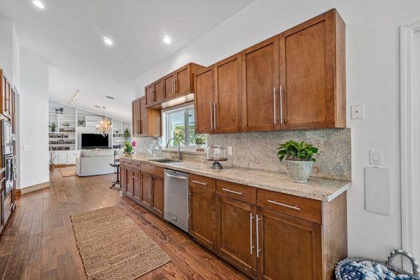 Chandelier, Interior, Kitchen, Recessed Lighting, Stainless Steel Appliances, Wood Texture Flooring