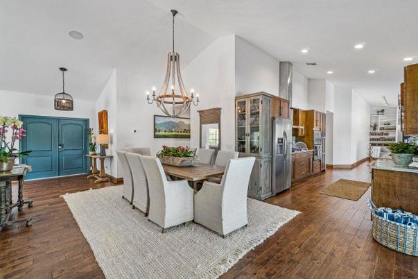 Chandelier, Dining room, Interior, Kitchen, Pendant Lights, Recessed Lighting, Wood Texture Flooring