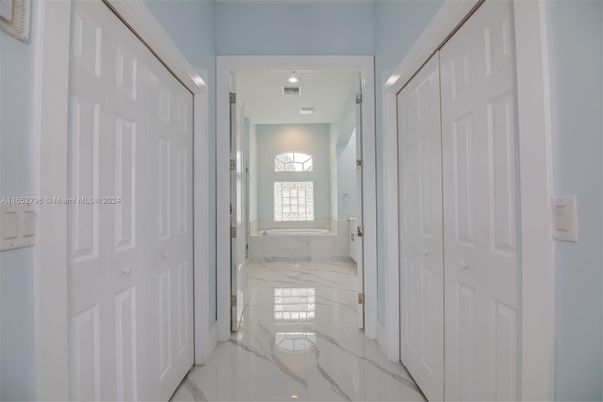 Interior, Marble, Recessed Lighting