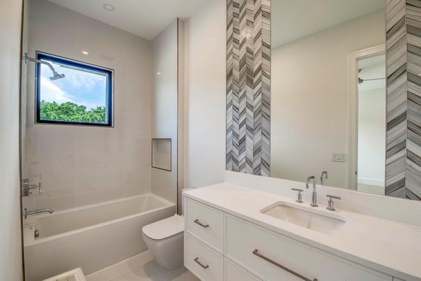 Bathroom, Interior, Recessed Lighting