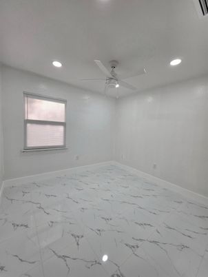 Empty room, Interior, Marble, Recessed Lighting