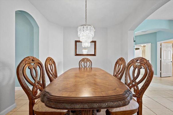 Chandelier, Dining room, Interior