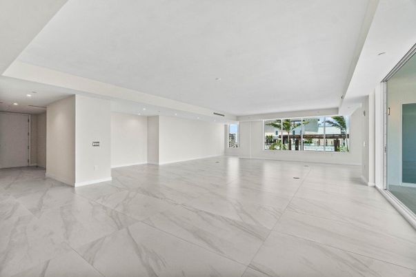 Empty room, Interior, Marble, Recessed Lighting