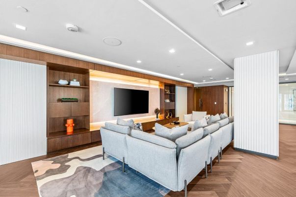 Interior, Living room, Recessed Lighting, Wood Texture Flooring