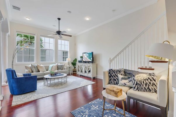 Interior, Living room, Recessed Lighting, Wood Texture Flooring