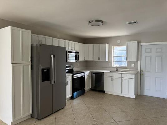 Interior, Kitchen, Stainless Steel Appliances
