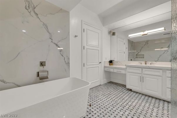 Bathroom, Dual Sink Vanities, Free Standing Baths, Interior, Marble Walls