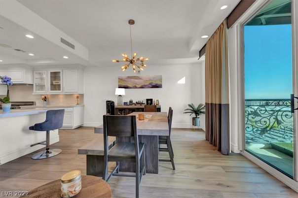 Dining room, Interior, Kitchen, Pendant Lights, Recessed Lighting, Wood Texture Flooring