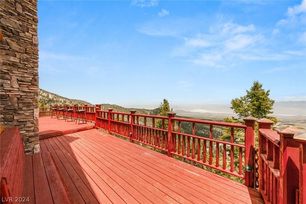 Exterior, Wood Texture Flooring