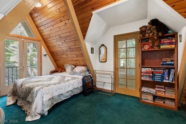 Bedroom, Interior, Wooden Ceilings, Wooden Walls