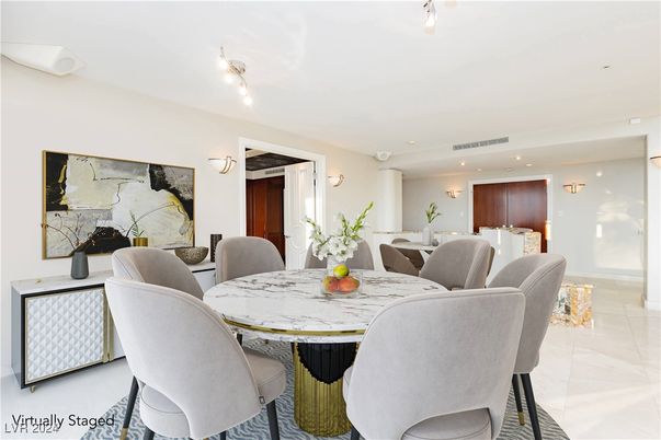 Dining room, Interior, Recessed Lighting