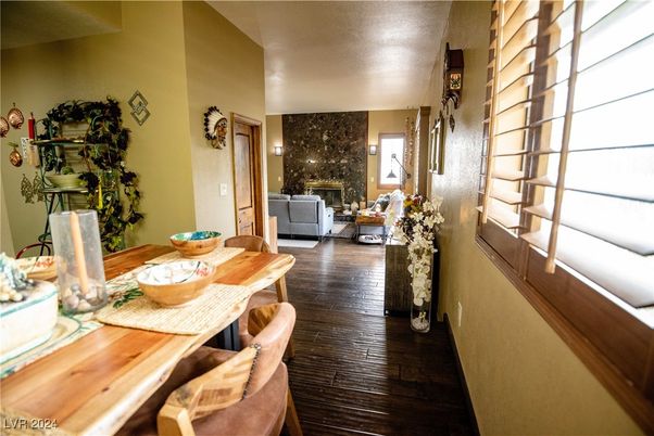Dining room, Interior, Living room, Wood Texture Flooring