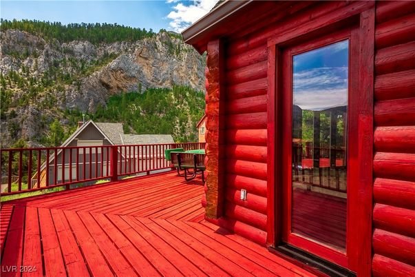 Exterior, Wood Texture Flooring