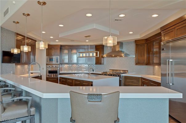 Interior, Kitchen, Pendant Lights, Recessed Lighting, Stainless Steel Appliances