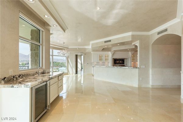 Chandelier, Fireplace, Interior, Kitchen, Recessed Lighting