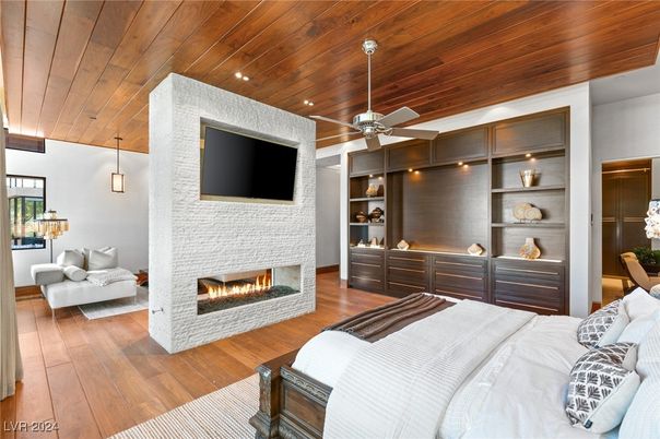 Bedroom, Fireplace, Interior, Pendant Lights, Recessed Lighting, Wooden Ceilings, Wood Texture Flooring