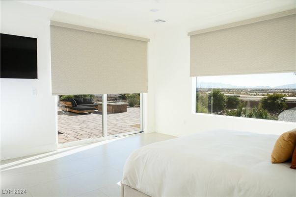 Bedroom, Interior, Water