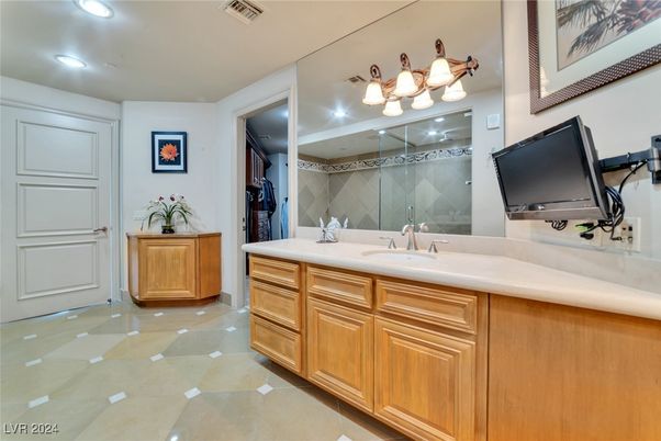 Bathroom, Dual Sink Vanities, Glass Shower, Interior, Recessed Lighting