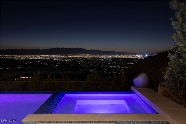 Exterior, Pool, Other