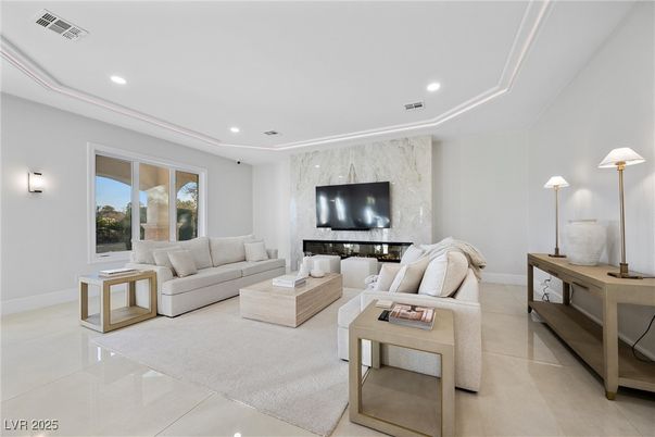 Fireplace, Interior, Living room, Recessed Lighting