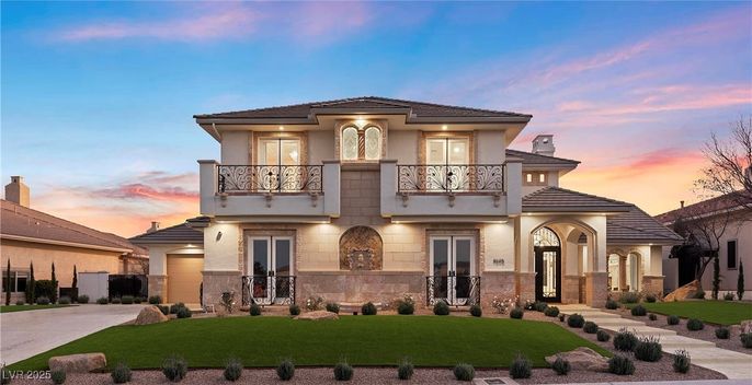 Backyard, Exterior, Facade, Mediterranean