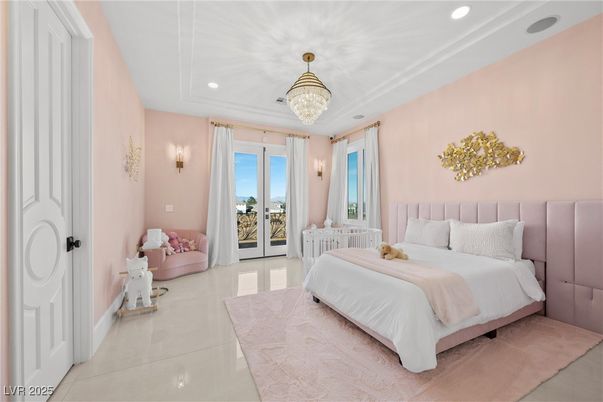 Bedroom, Chandelier, Interior, Recessed Lighting