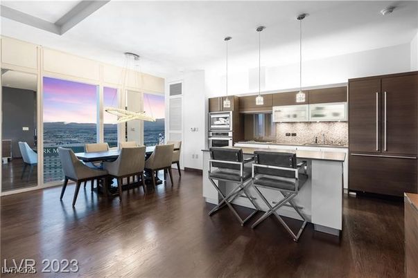 Dining room, Interior, Kitchen, Pendant Lights, Stainless Steel Appliances, Wood Texture Flooring