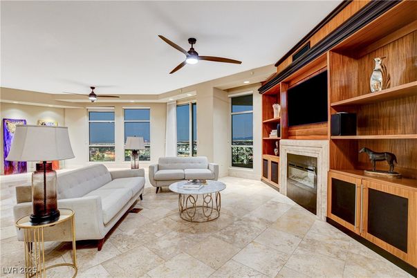 Fireplace, Interior, Living room, Recessed Lighting