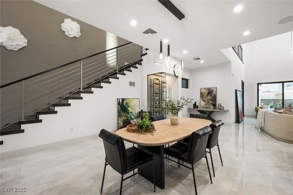 Dining room, Interior, Pendant Lights, Recessed Lighting