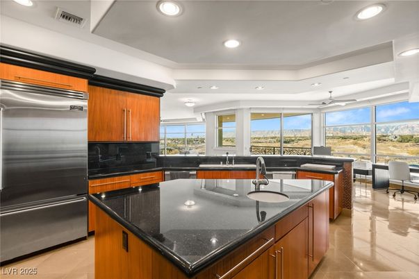 Dining room, Interior, Kitchen, Recessed Lighting, Stainless Steel Appliances
