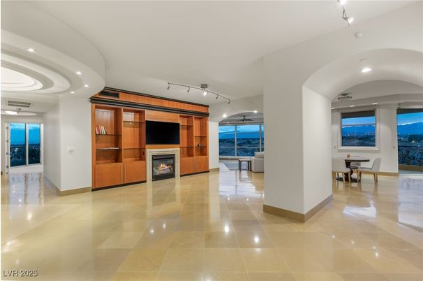 Dining room, Fireplace, Interior, Recessed Lighting