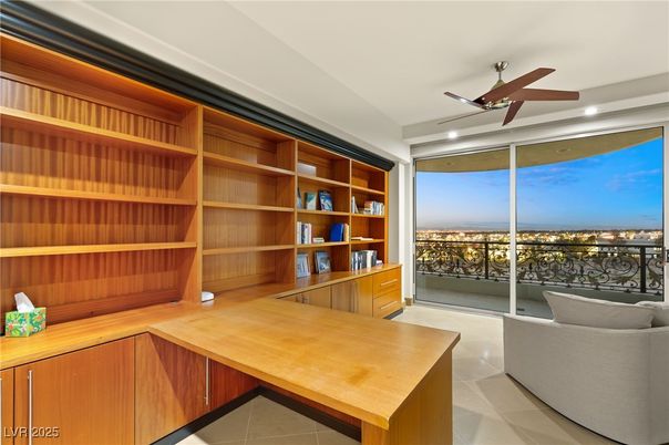Home Office, Interior, Recessed Lighting, Water