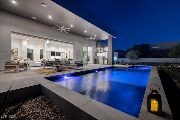 Exterior, Pool, Recessed Lighting