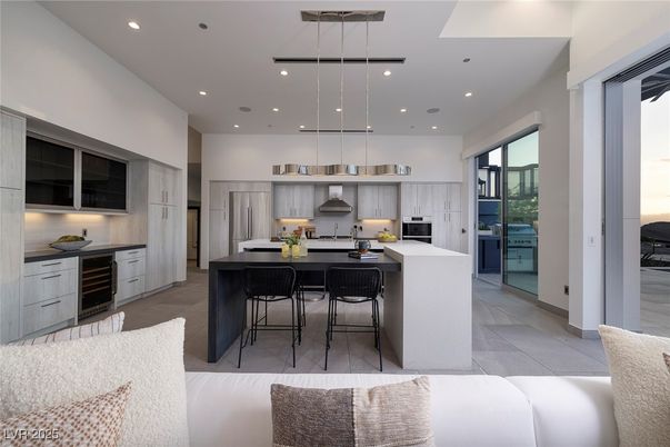 Dining room, Interior, Kitchen, Pendant Lights, Recessed Lighting, Stainless Steel Appliances