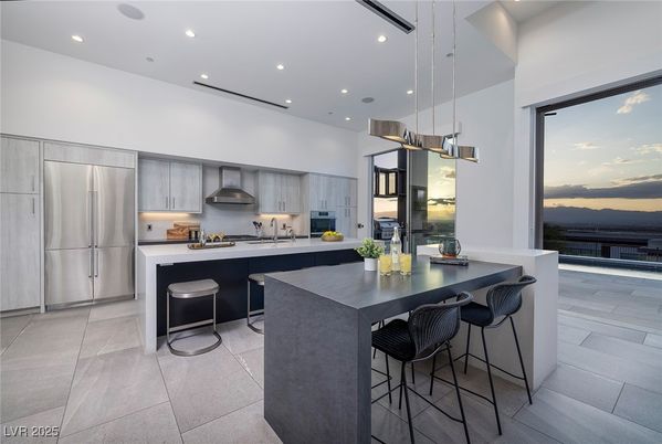 Interior, Kitchen, Pendant Lights, Recessed Lighting, Stainless Steel Appliances, Water