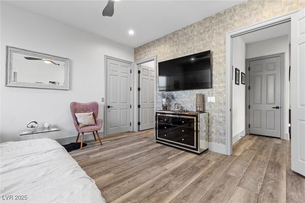Bedroom, Interior, Recessed Lighting, Wood Texture Flooring