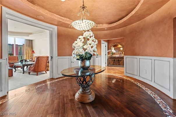 Interior, Pendant Lights, Recessed Lighting, Wood Texture Flooring