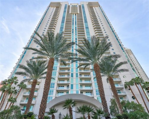 Exterior, Facade, Condo Building
