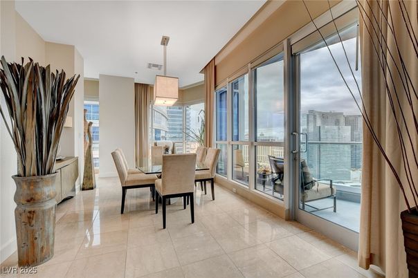 Dining room, Interior, Pendant Lights