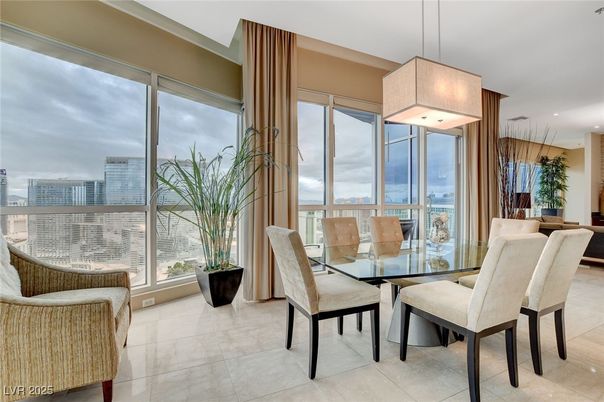 Dining room, Interior, Pendant Lights