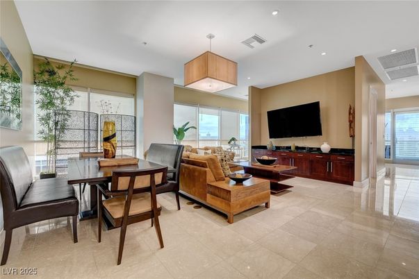 Dining room, Interior, Living room, Pendant Lights, Recessed Lighting