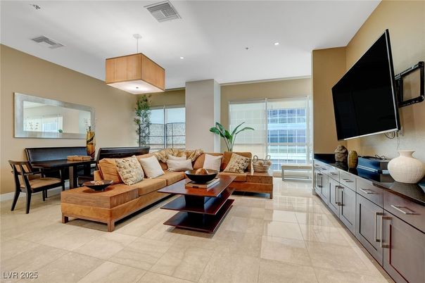 Dining room, Interior, Living room, Pendant Lights, Recessed Lighting