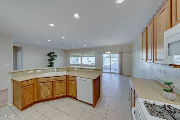 Interior, Kitchen, Pendant Lights, Recessed Lighting