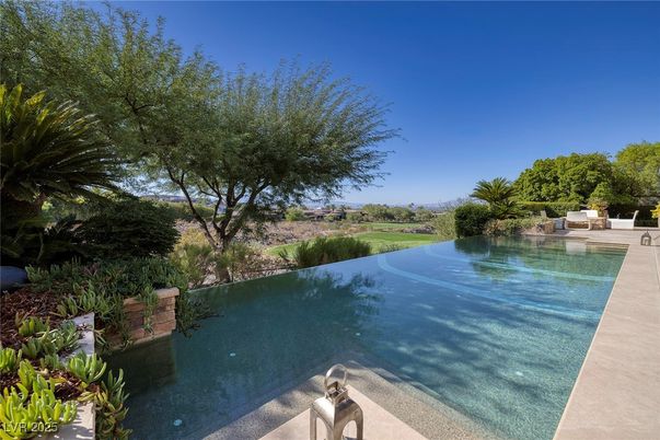 Exterior, Pool, Water