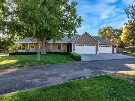 Attached, Backyard, Exterior, Facade, Ranch