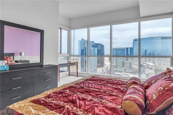Bedroom, Interior, Water