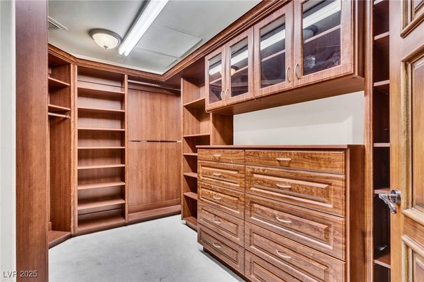 Interior, Walk-in Closets