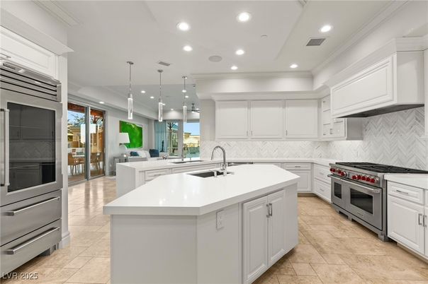 Interior, Kitchen, Pendant Lights, Recessed Lighting, Stainless Steel Appliances